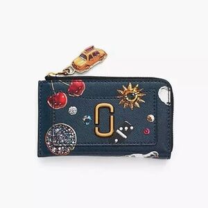 NWT Marc Jacob’s THE TRINKET UTILITY SNAPSHOT TOP ZIP MULTI WALLET